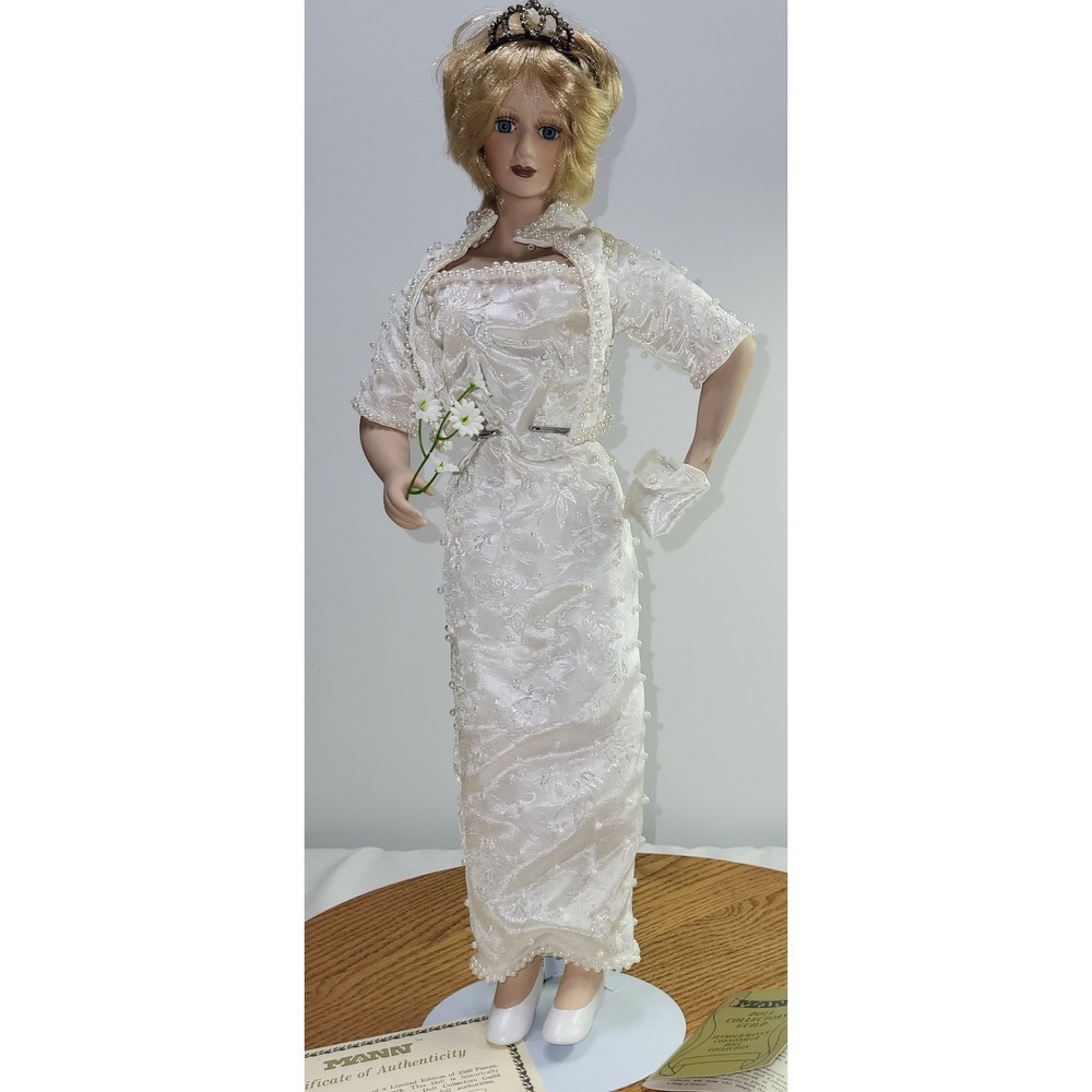Seymour Mann Porcelain Doll Princess Diana Linette Limited Edition 20 Inch